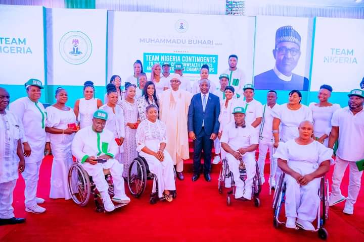 Nigeria: Buhari rewards commonwealth games, world athletics championships athletes with national honours, N200 million